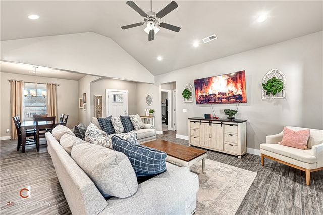 73 Isabella Place, Farmington, AR 72730