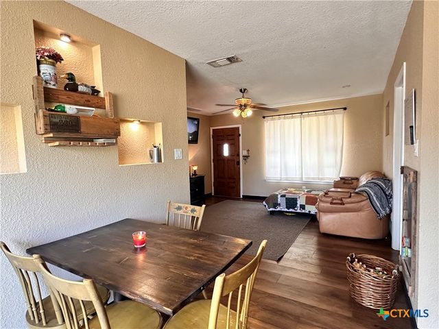 421 Broadway Street, San Marcos, TX 78666