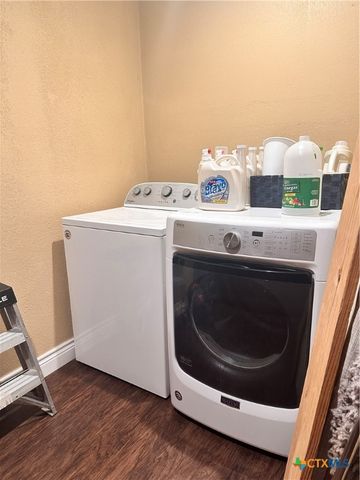 421 Broadway Street, San Marcos, TX 78666