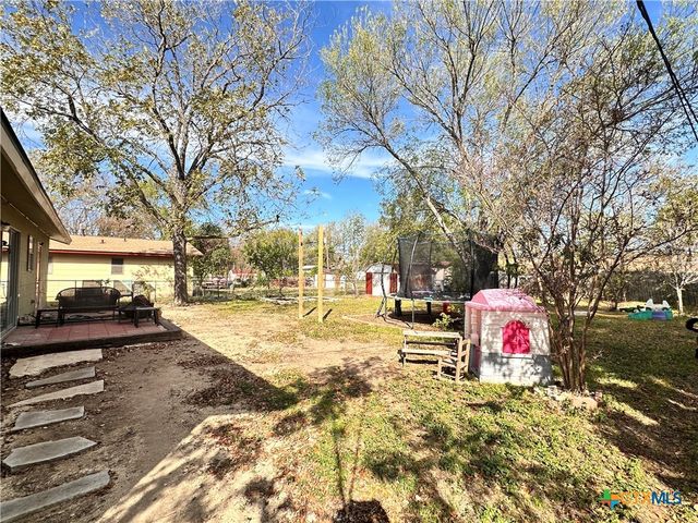 421 Broadway Street, San Marcos, TX 78666