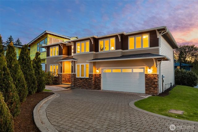 10219 125th Avenue NE, Kirkland, WA 98033