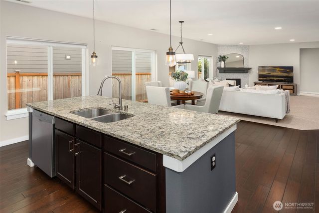 10219 125th Avenue NE, Kirkland, WA 98033