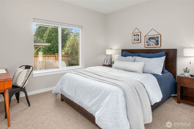 10219 125th Avenue NE, Kirkland, WA 98033