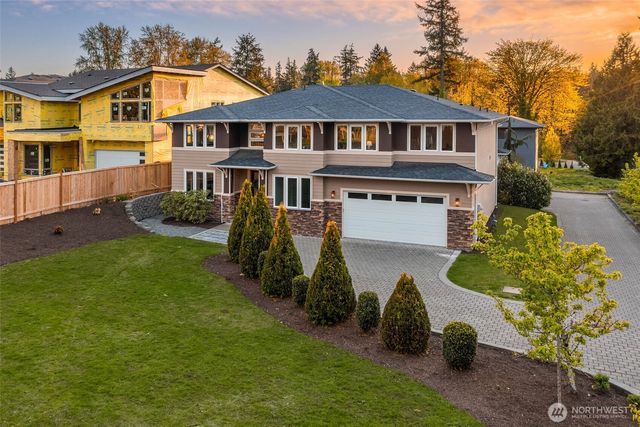 10219 125th Avenue NE, Kirkland, WA 98033