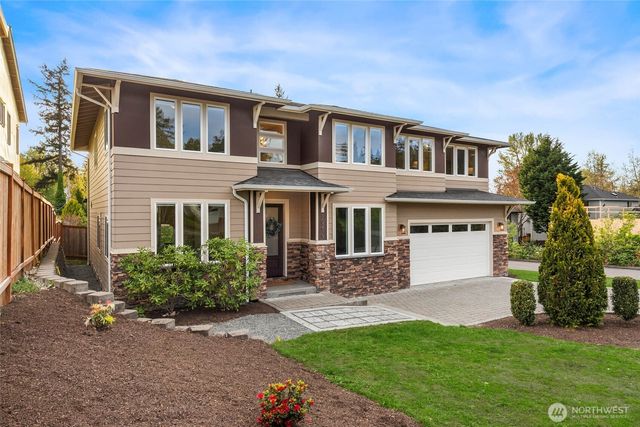 10219 125th Avenue NE, Kirkland, WA 98033