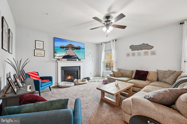 1211 LONG FARM LN, Brunswick, MD 21716