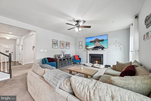 1211 LONG FARM LN, Brunswick, MD 21716