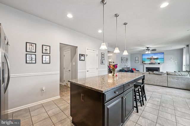 1211 LONG FARM LN, Brunswick, MD 21716