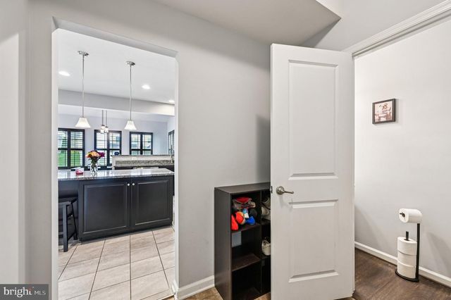 1211 LONG FARM LN, Brunswick, MD 21716