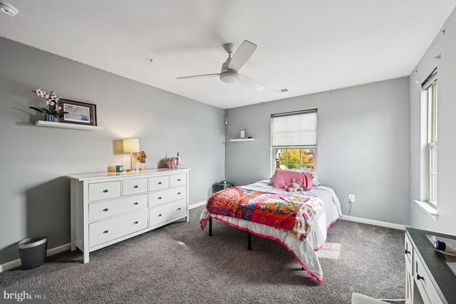 1211 LONG FARM LN, Brunswick, MD 21716