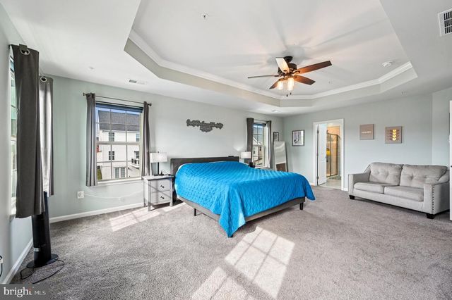 1211 LONG FARM LN, Brunswick, MD 21716