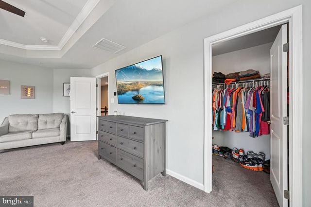 1211 LONG FARM LN, Brunswick, MD 21716