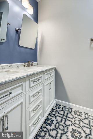 5905 SAINT GILES WAY, Alexandria, VA 22315