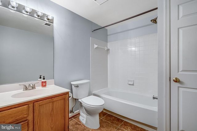 5905 SAINT GILES WAY, Alexandria, VA 22315