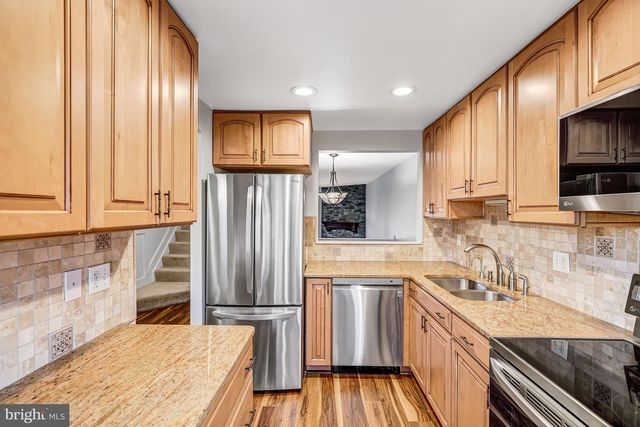5905 SAINT GILES WAY, Alexandria, VA 22315