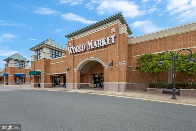 5905 SAINT GILES WAY, Alexandria, VA 22315