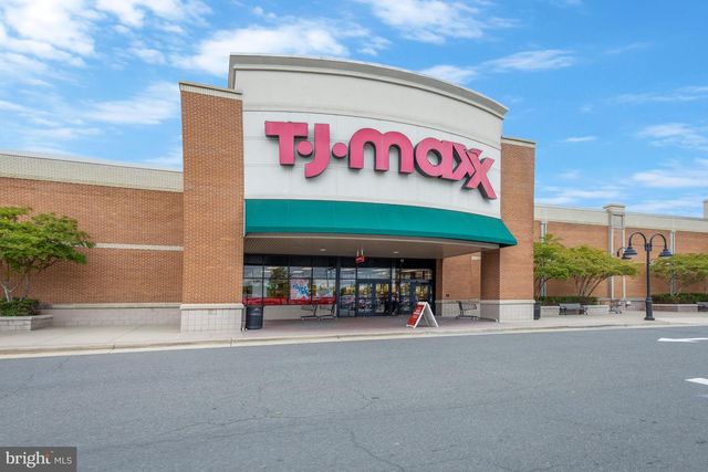 5905 SAINT GILES WAY, Alexandria, VA 22315