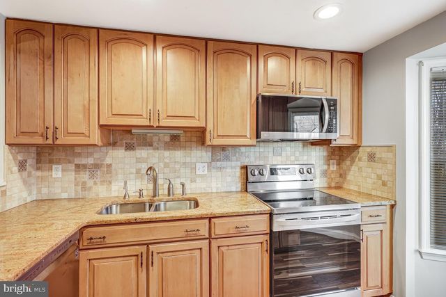 5905 SAINT GILES WAY, Alexandria, VA 22315