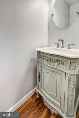 5905 SAINT GILES WAY, Alexandria, VA 22315