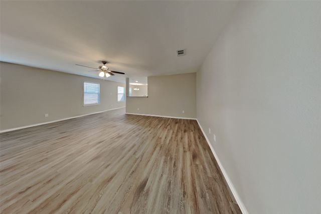 5804 Mirror Ridge Drive, Fort Worth, TX 76179