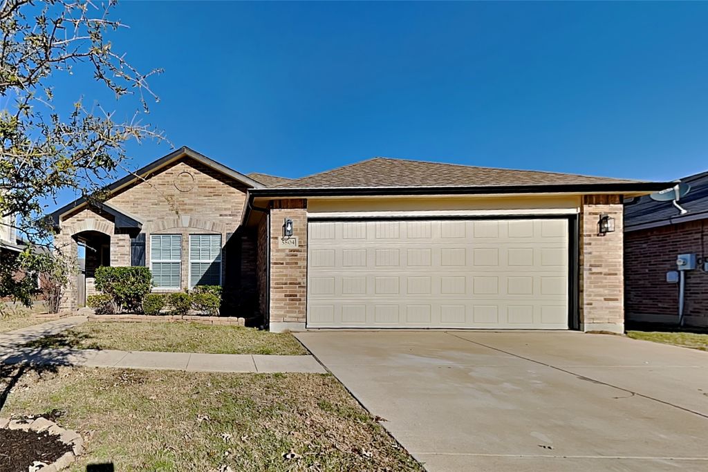 5804 Mirror Ridge Drive, Fort Worth, TX 76179