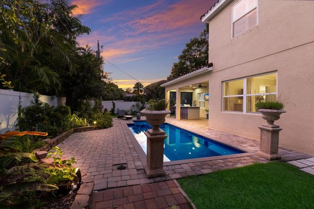 1856 HYDE PARK STREET, Sarasota, FL 34239