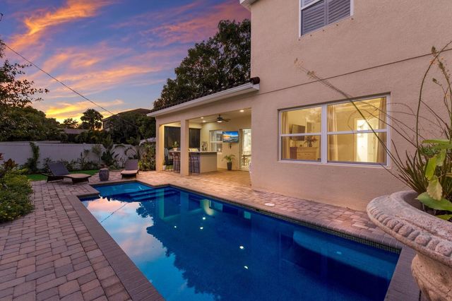 1856 HYDE PARK STREET, Sarasota, FL 34239