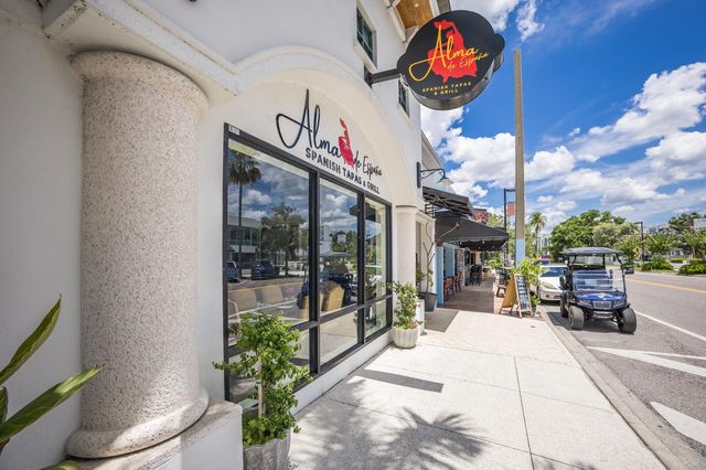 1856 HYDE PARK STREET, Sarasota, FL 34239