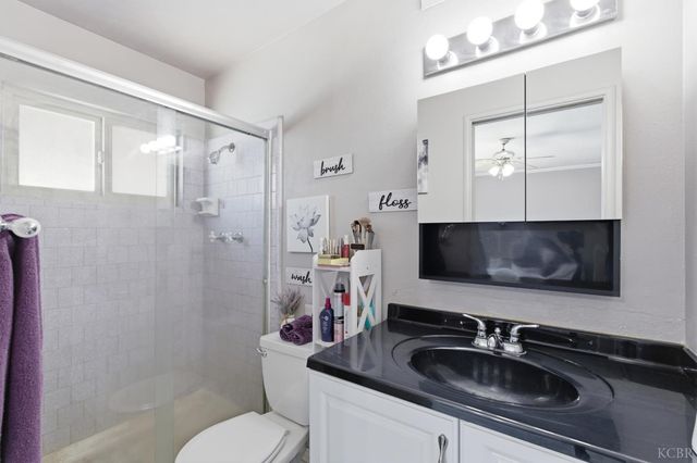 2137 N Woodridge Way, Hanford, CA 93230