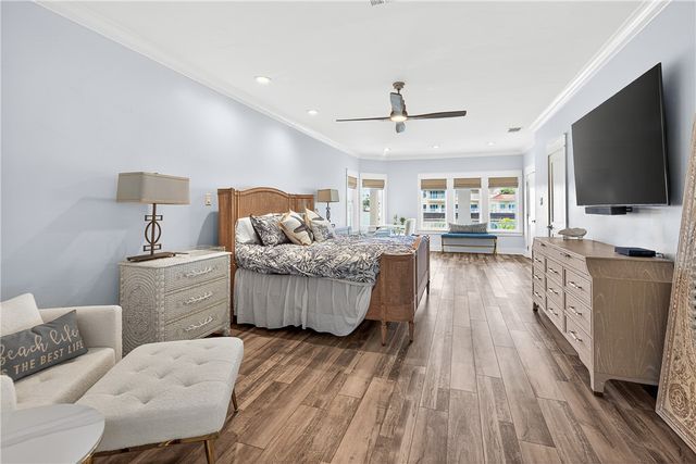 337 Piper Blvd, Port Aransas, TX 78373