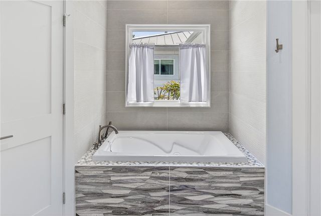 337 Piper Blvd, Port Aransas, TX 78373