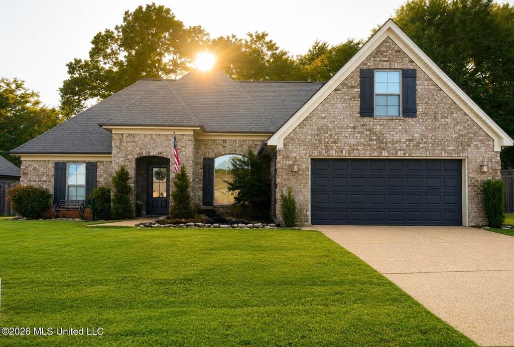 104 Creekside Drive, Senatobia, MS 38668 — photo 2