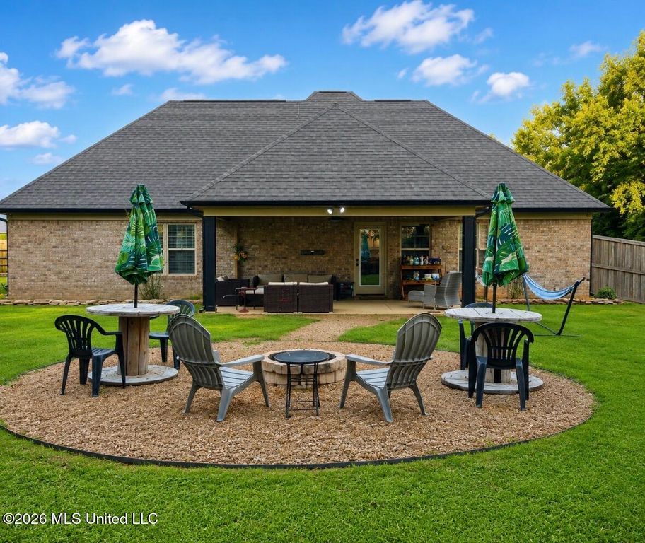104 Creekside Drive, Senatobia, MS 38668 — photo 4