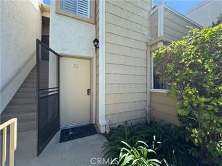 18408 Hatteras 13, Tarzana (los Angeles), CA 91356