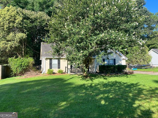166 Barnetts Bridge Road, Jackson, GA 30233