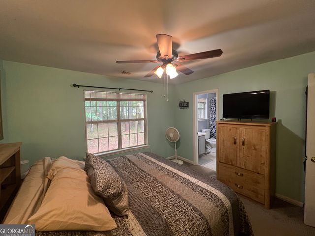 166 Barnetts Bridge Road, Jackson, GA 30233