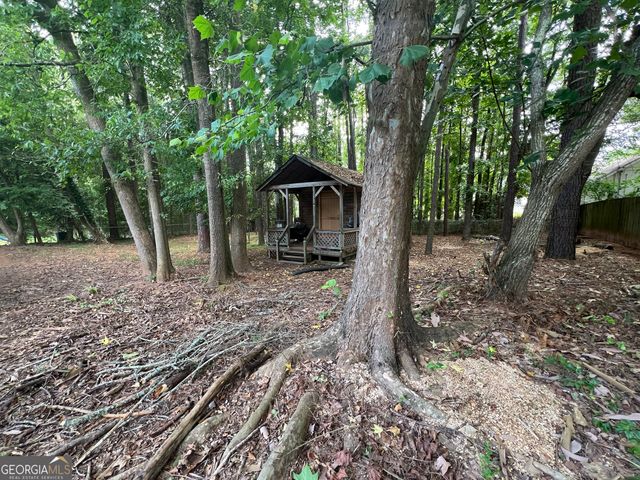 166 Barnetts Bridge Road, Jackson, GA 30233