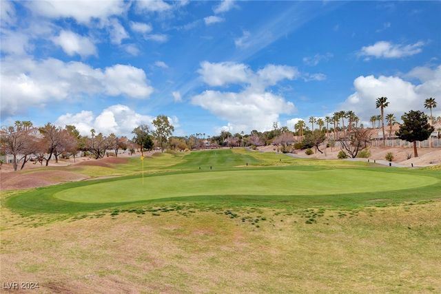 4810 Black Bear Road 202, Las Vegas, NV 89149