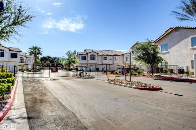 4810 Black Bear Road 202, Las Vegas, NV 89149