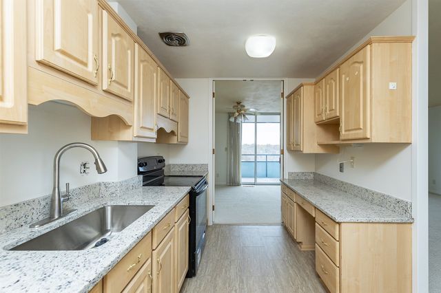 3663 Grand- Avenue 501, Des Moines, IA 50312