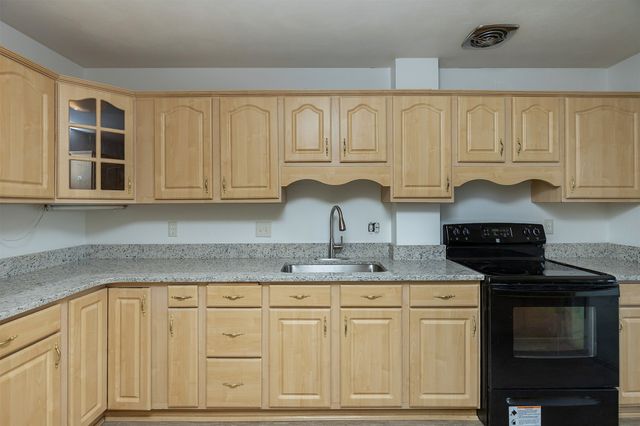 3663 Grand- Avenue 501, Des Moines, IA 50312