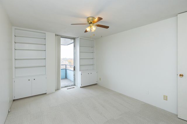 3663 Grand- Avenue 501, Des Moines, IA 50312