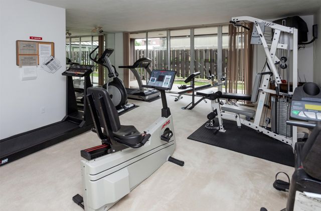 3663 Grand- Avenue 501, Des Moines, IA 50312