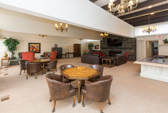 3663 Grand- Avenue 501, Des Moines, IA 50312