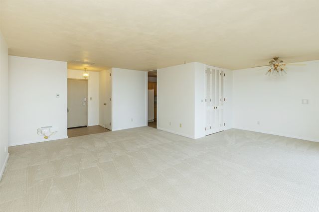 3663 Grand- Avenue 501, Des Moines, IA 50312