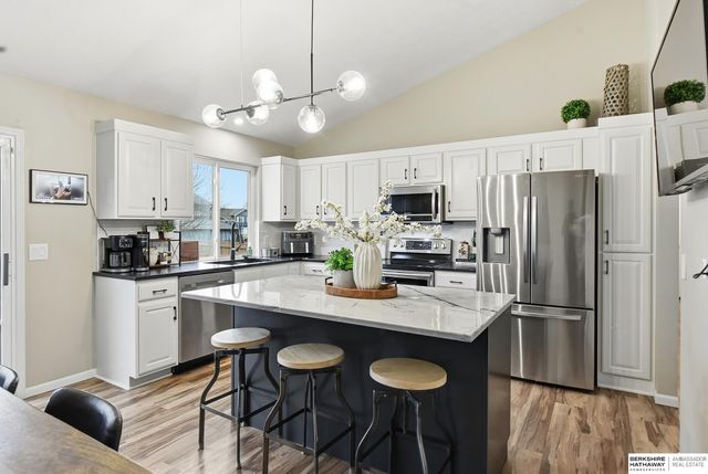 18656 U Street, Omaha, NE 68135