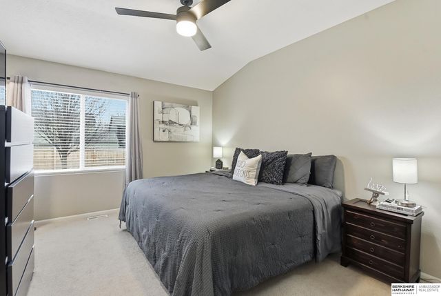 18656 U Street, Omaha, NE 68135