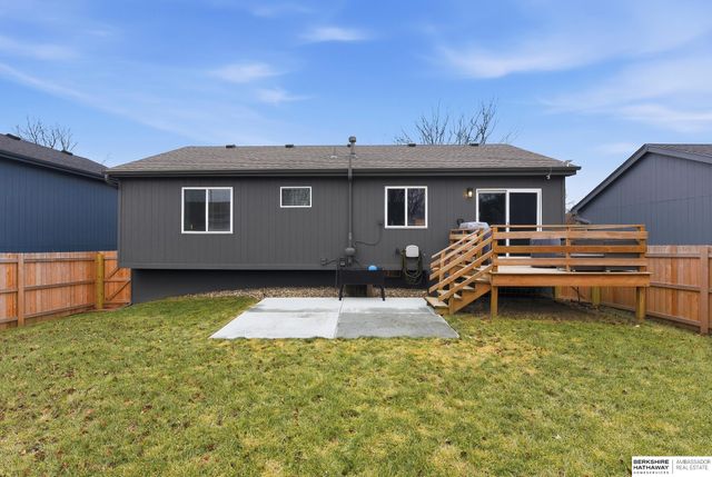 18656 U Street, Omaha, NE 68135