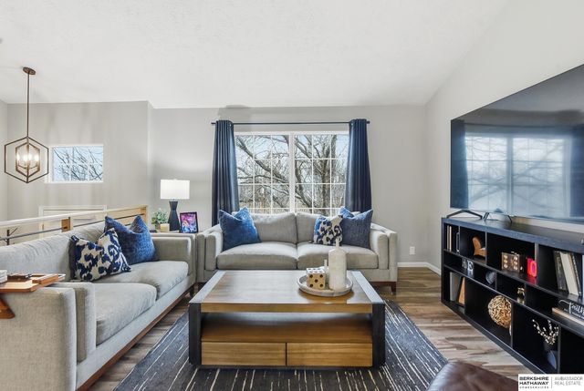 18656 U Street, Omaha, NE 68135