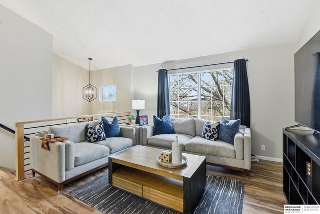 18656 U Street, Omaha, NE 68135